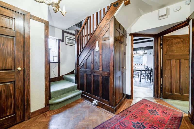 Entrance Hall- click for photo gallery